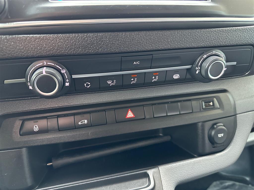 Peugeot e-Expert Plus billede 18