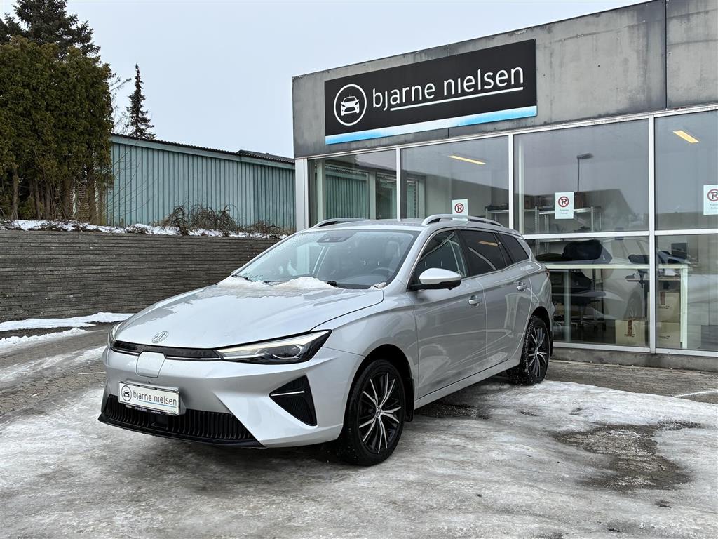 MG MG5 Electric Luxury