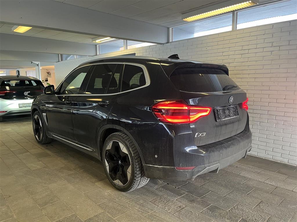 BMW iX3 Charged Plus billede 2