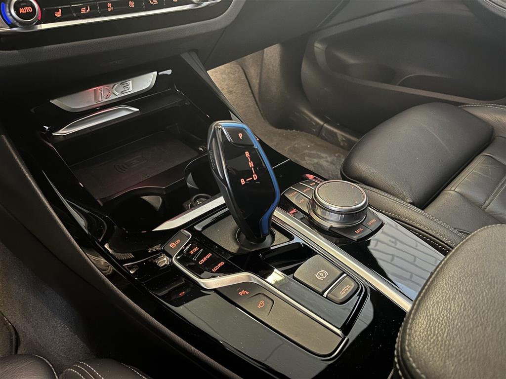 BMW iX3 Charged Plus billede 6