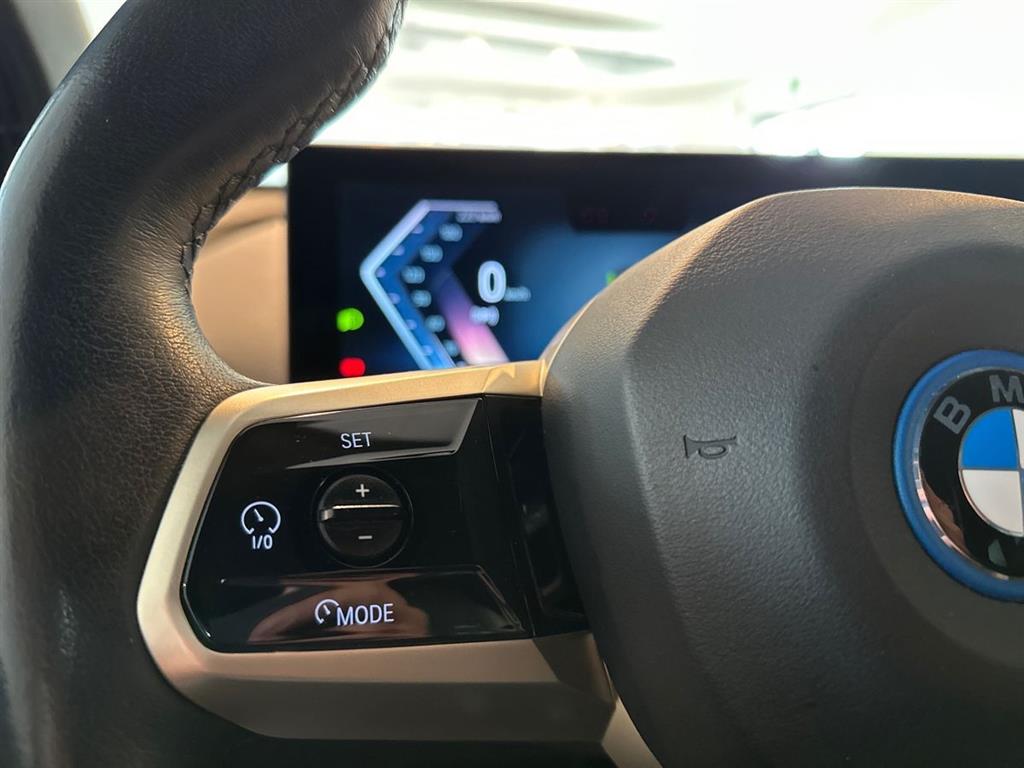BMW iX Fully Charged billede 17