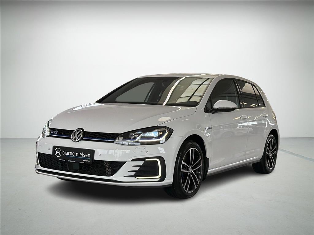 VW Golf GTE