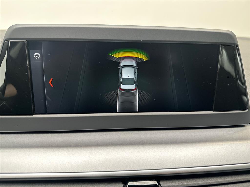 BMW 520d Connected billede 16