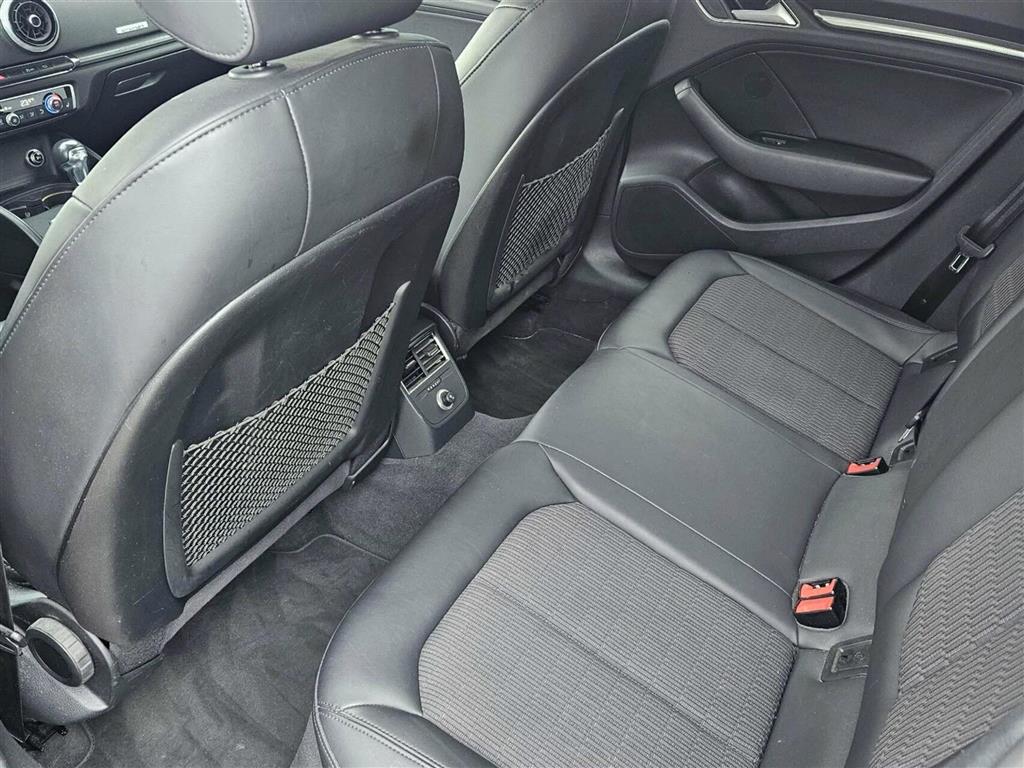 Audi A3 Ambiente billede 5