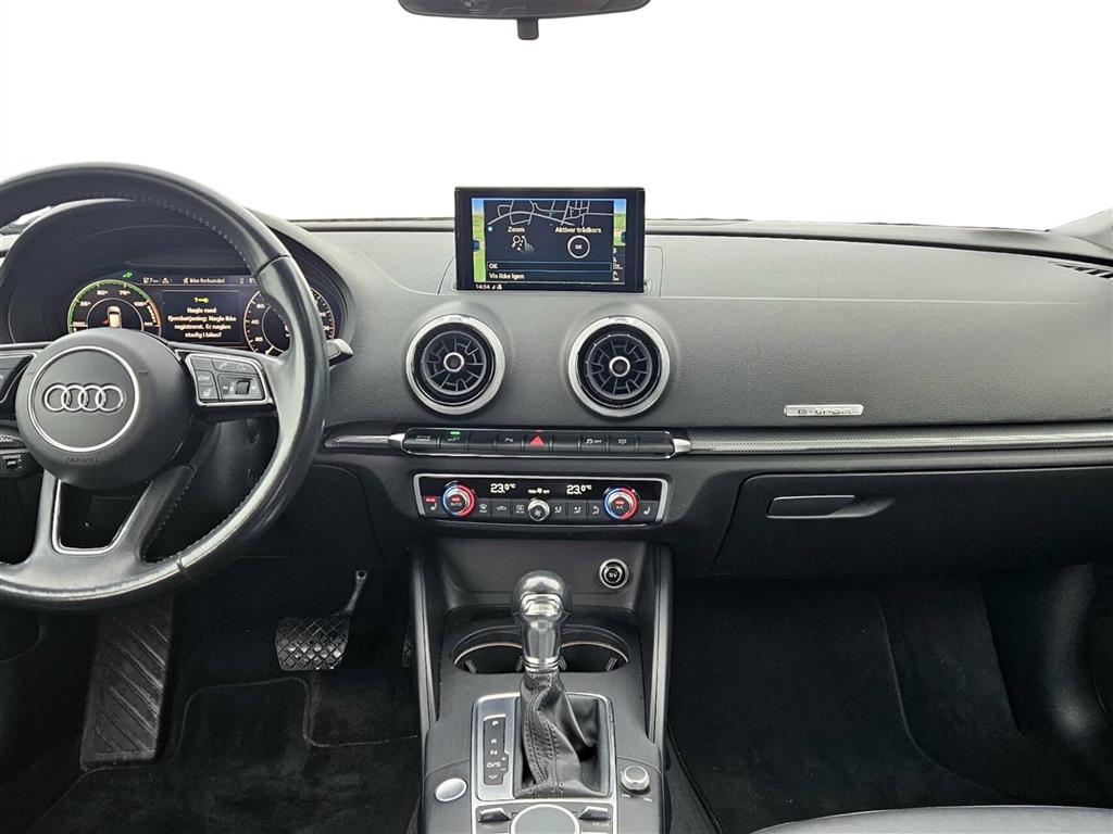 Audi A3 Ambiente billede 8