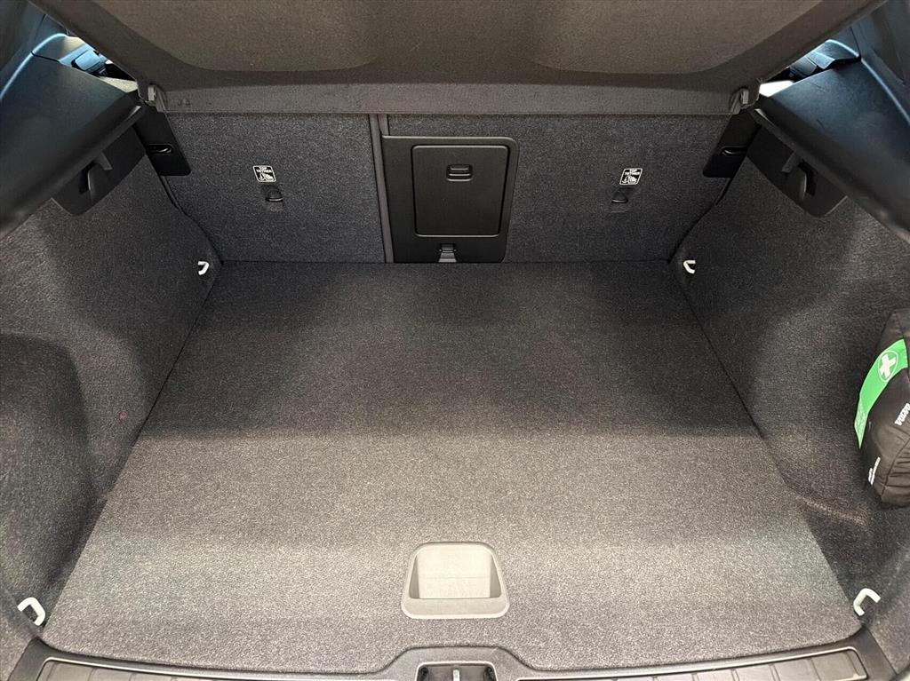 Volvo XC40 Core billede 14