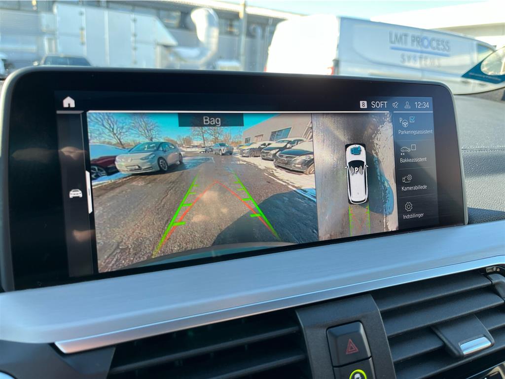 BMW iX3 Charged Plus billede 20