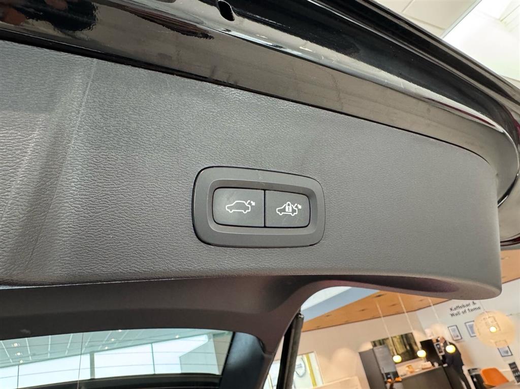 Volvo XC40 Plus billede 13