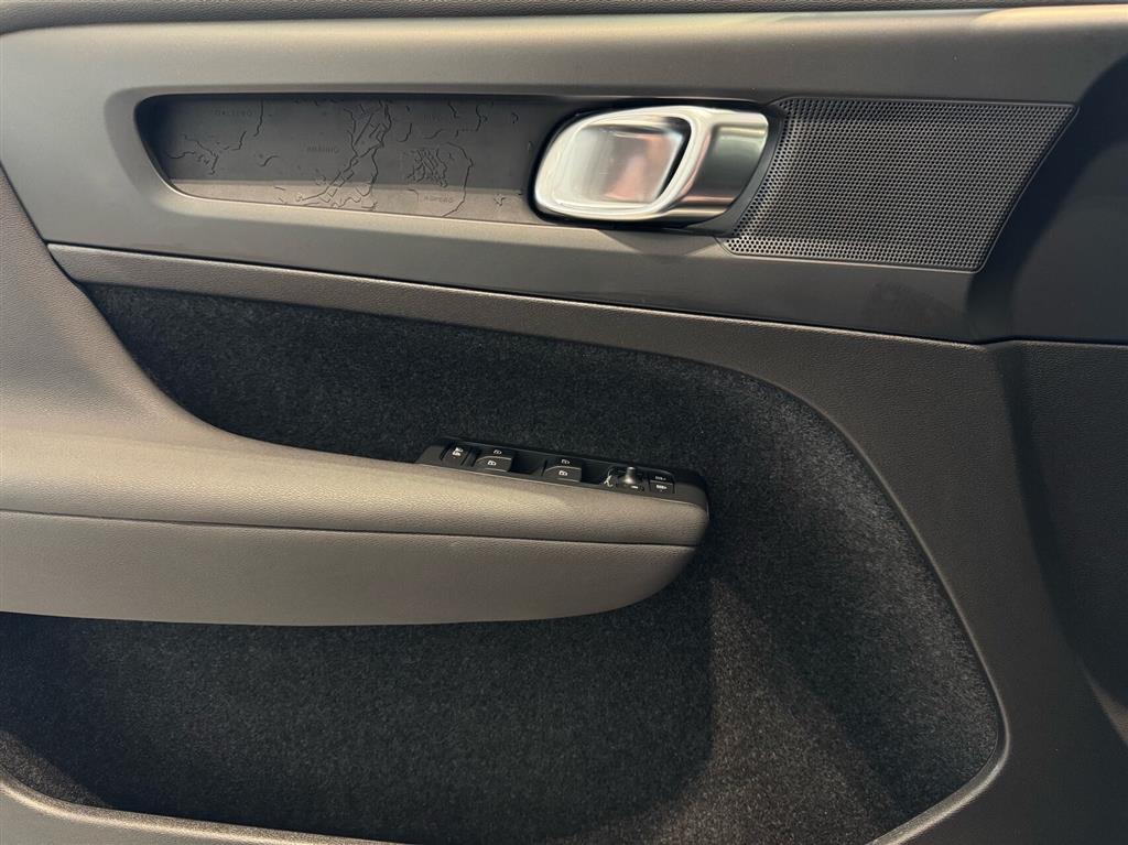 Volvo XC40 Plus billede 16