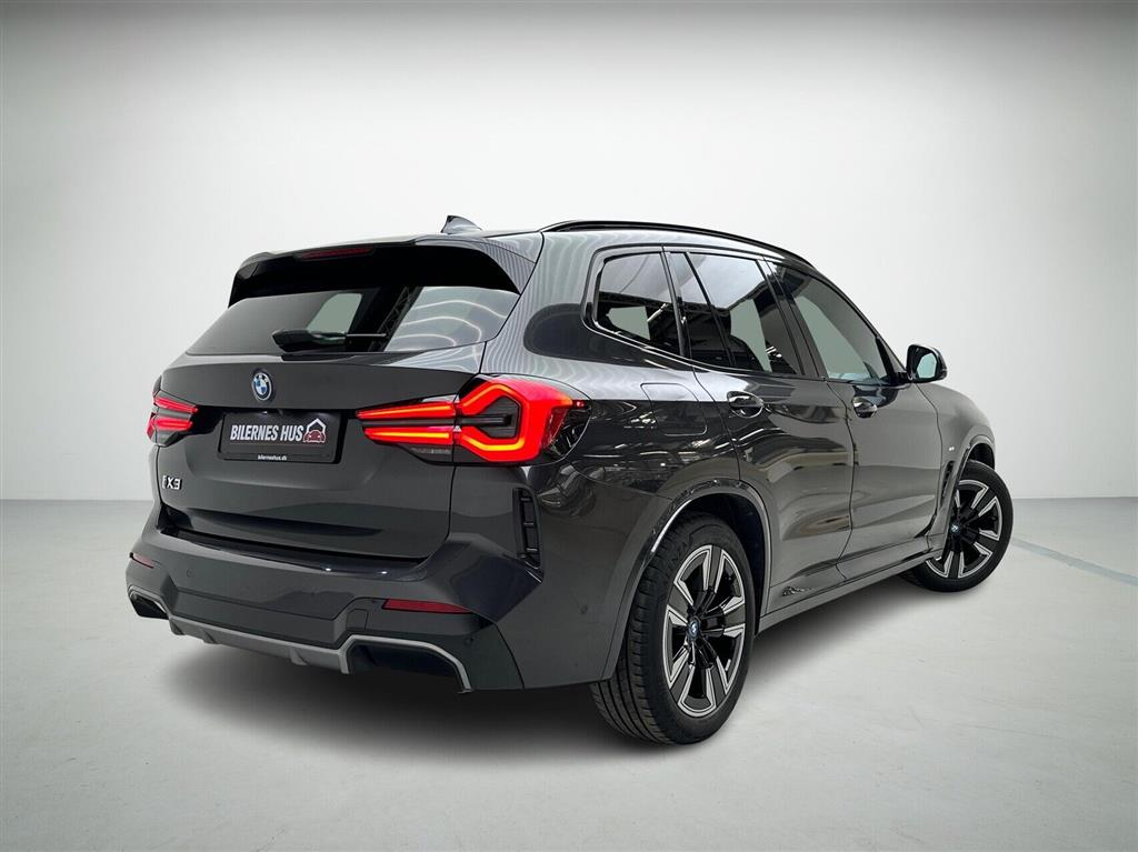 BMW iX3 M-Sport Charged billede 2