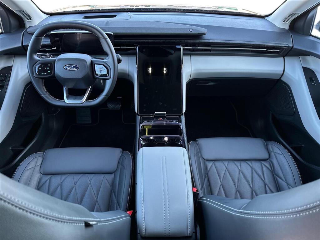 Ford Explorer UR Premium billede 7