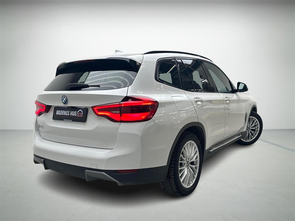 BMW iX3 Charged Plus billede 2