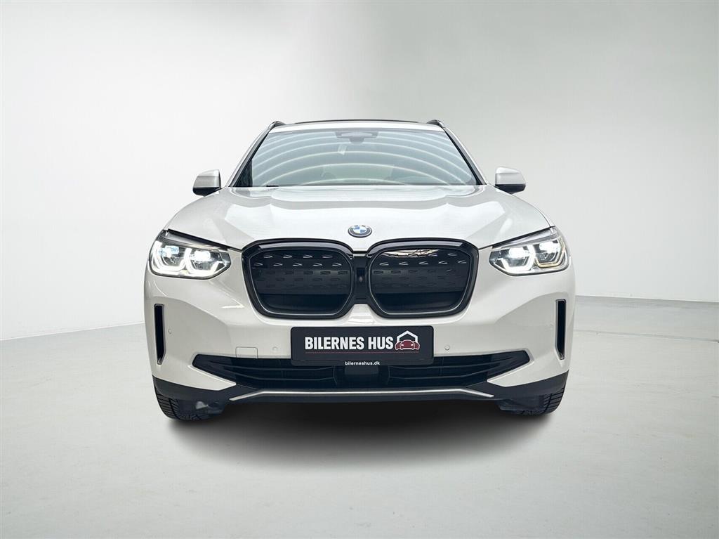 BMW iX3 Charged Plus billede 6