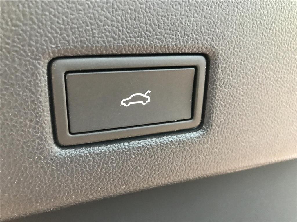 Ford Explorer UR Premium billede 24