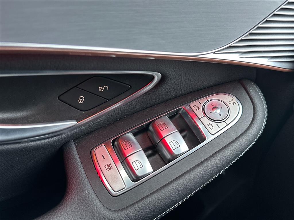 Mercedes-Benz EQC 400 AMG Line billede 15