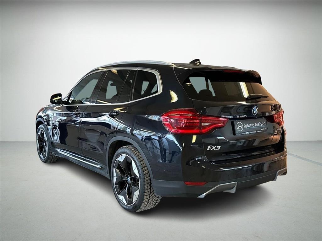 BMW iX3 Charged Plus billede 2