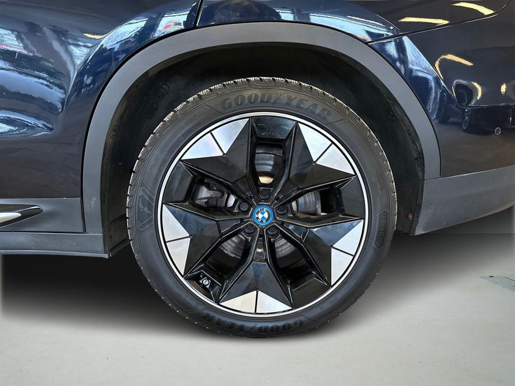 BMW iX3 Charged Plus billede 7