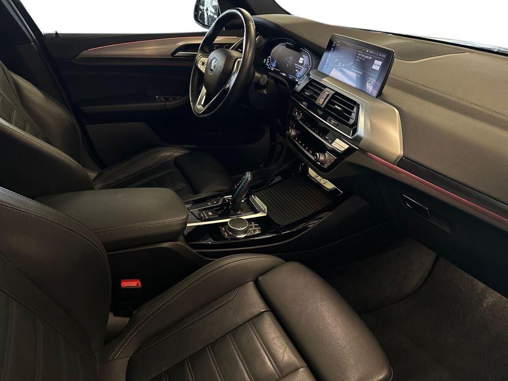 BMW iX3 Charged Plus billede 17