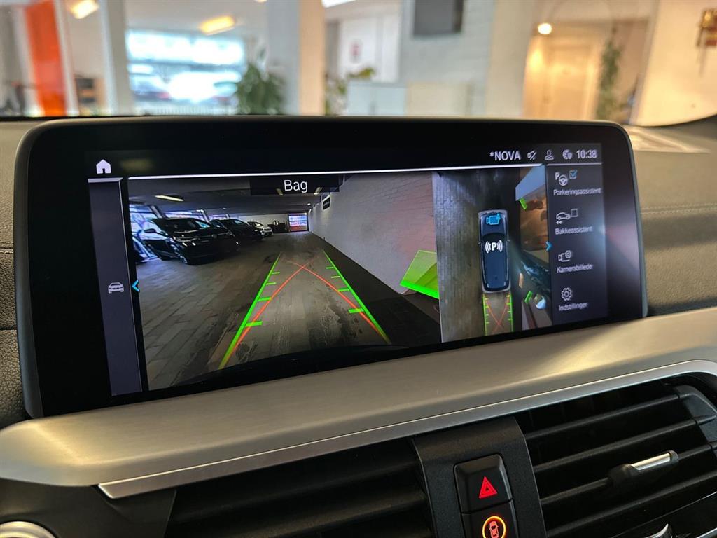 BMW iX3 Charged Plus billede 13