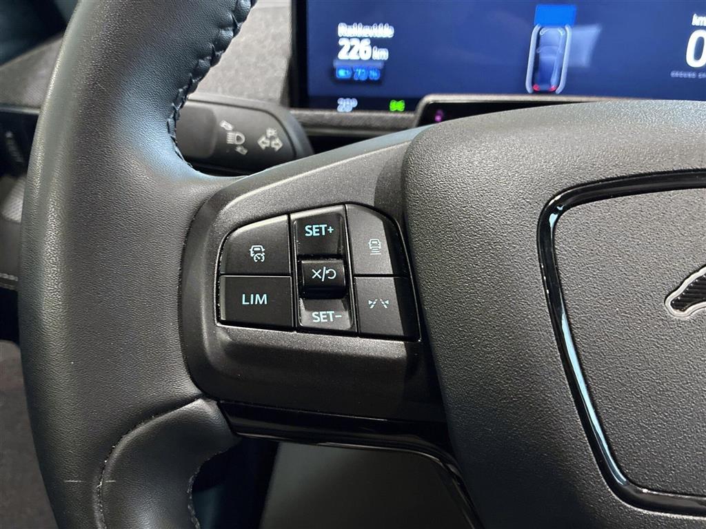 Ford Mustang Mach-E SR billede 5