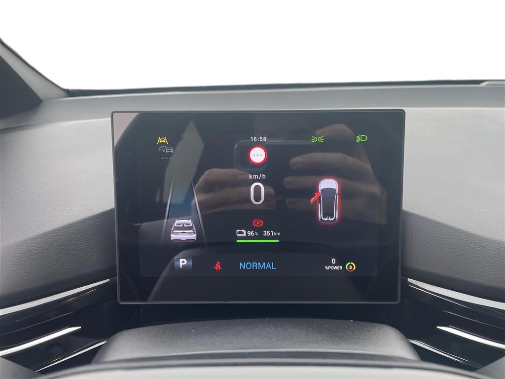 MG MG4 Electric Luxury billede 14