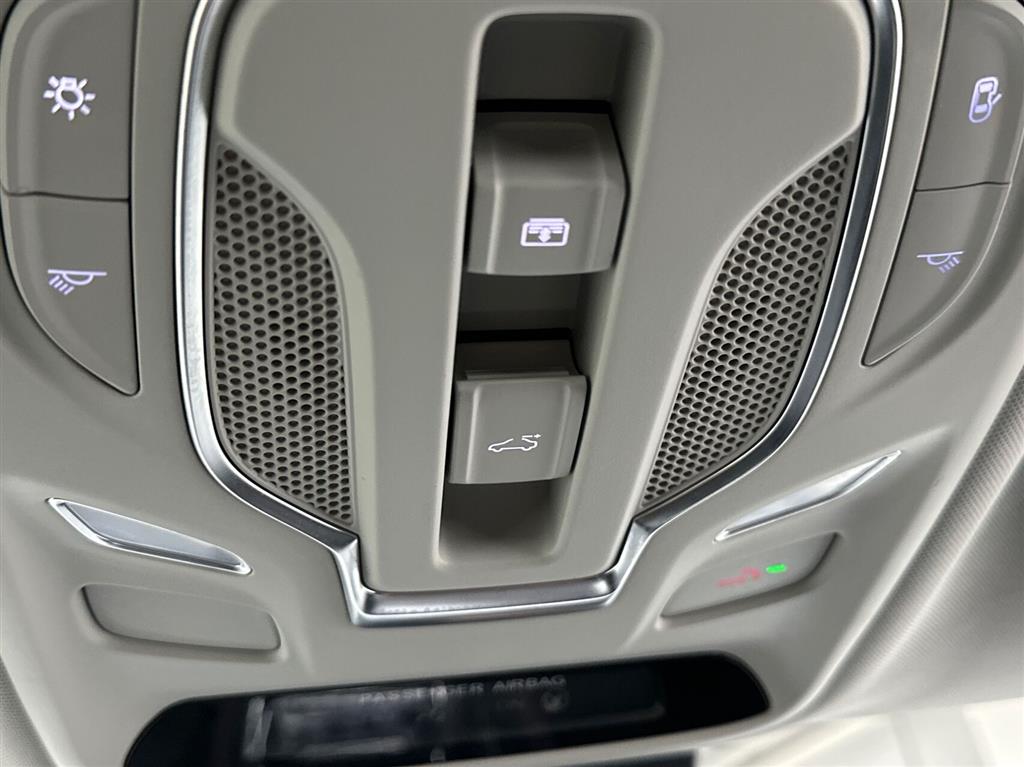 MG ZS EV Luxury billede 20