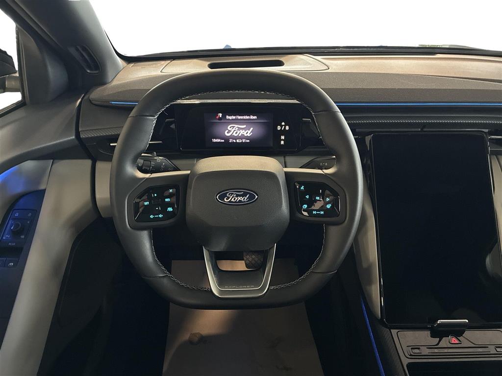 Ford Explorer UR Premium billede 15