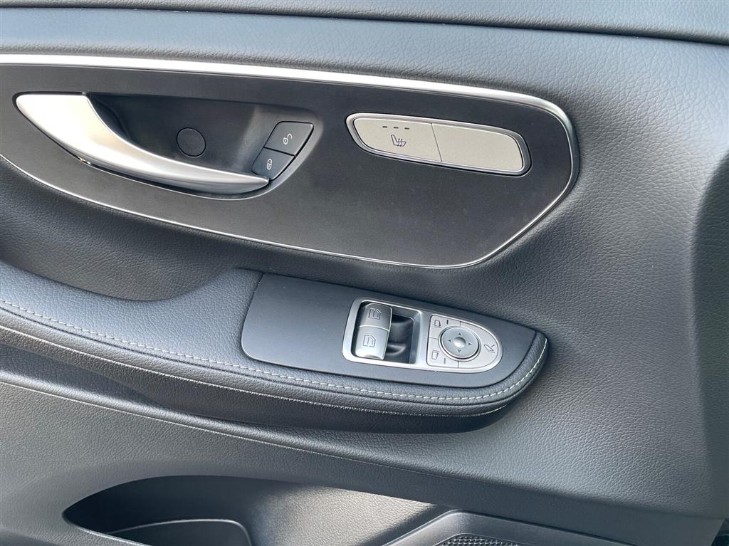 Mercedes-Benz EQV 300 Avantgarde billede 16