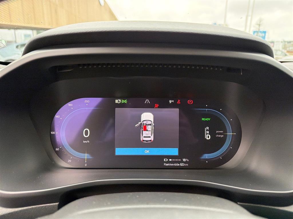 Volvo XC40 Plus billede 16