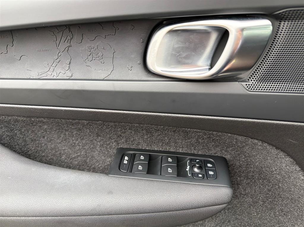 Volvo XC40 Plus billede 18
