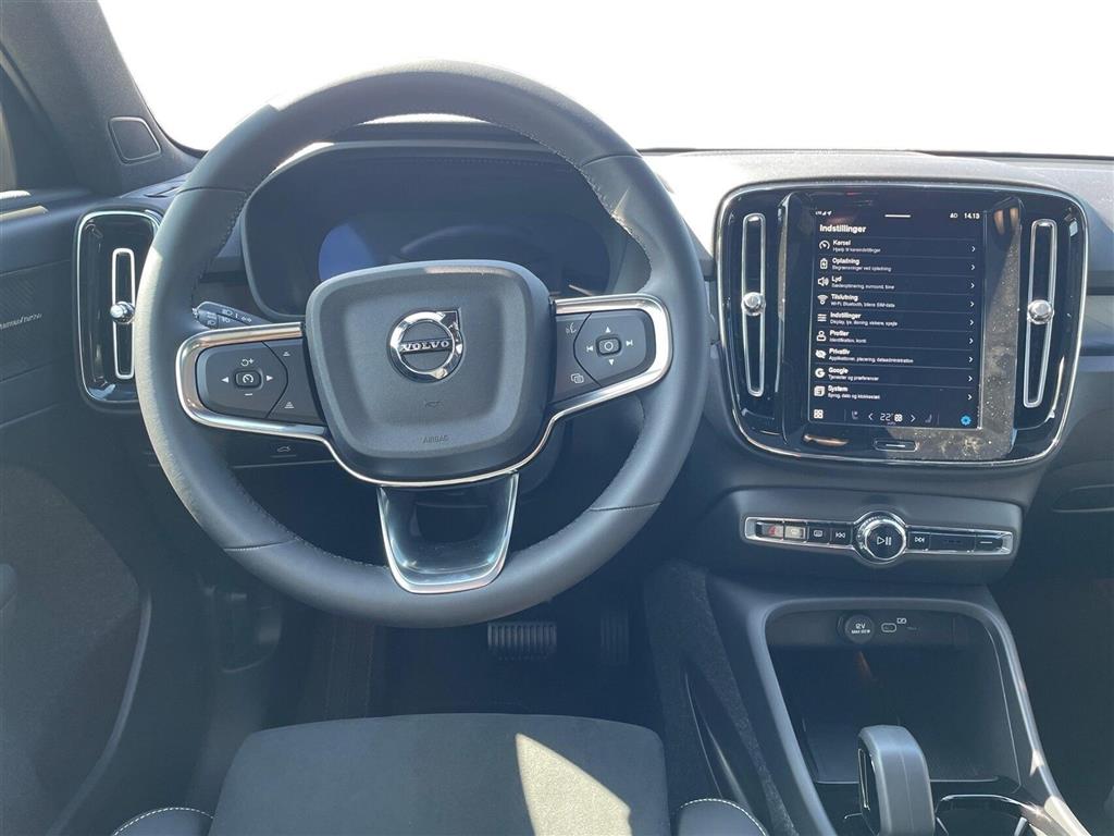 Volvo EC40 Black Edition billede 10