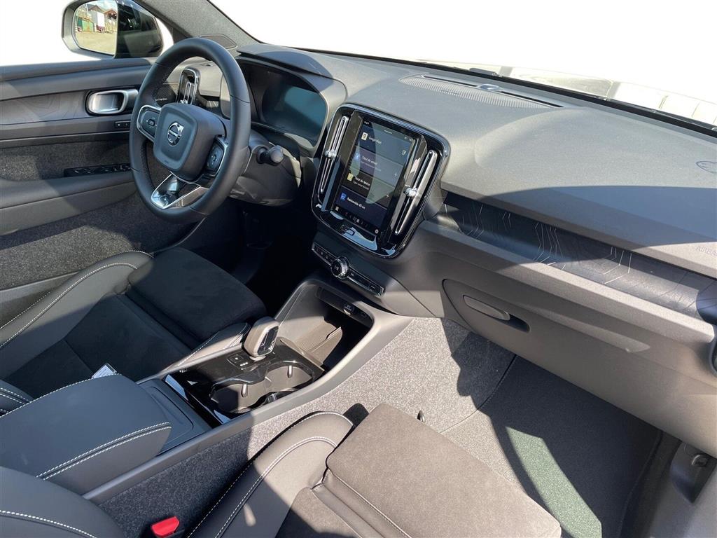 Volvo EC40 Black Edition billede 11