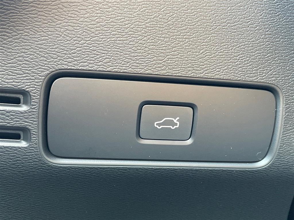 Volvo EC40 Black Edition billede 27