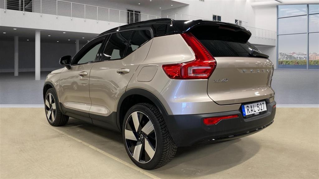 Volvo XC40 Plus billede 2