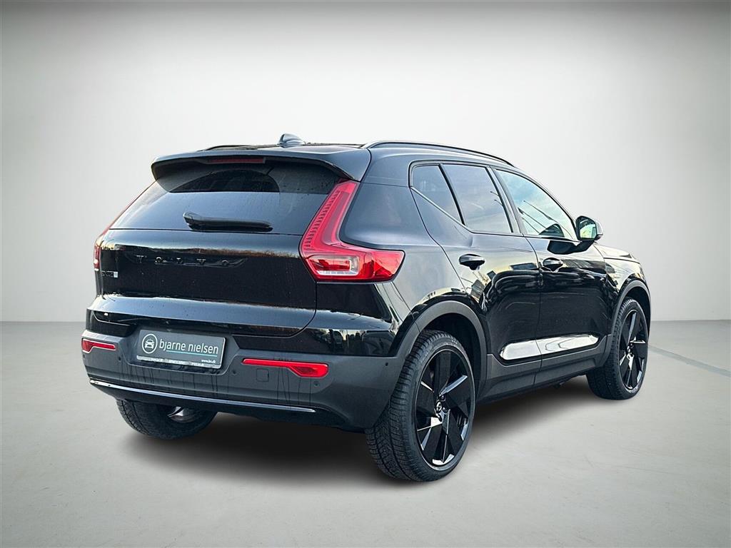 Volvo EX40 Black Edition billede 2