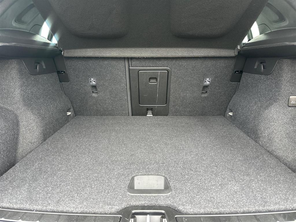 Volvo XC40 R-design billede 13