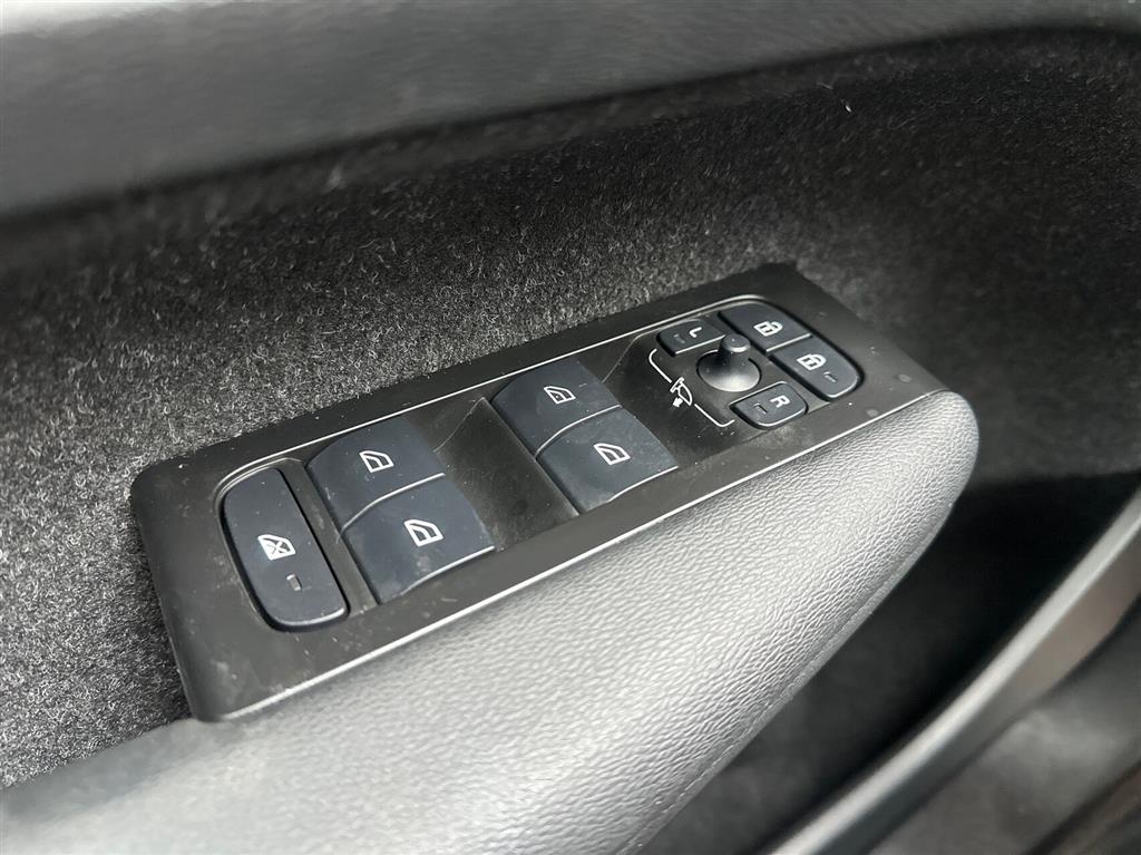 Volvo XC40 R-design billede 16