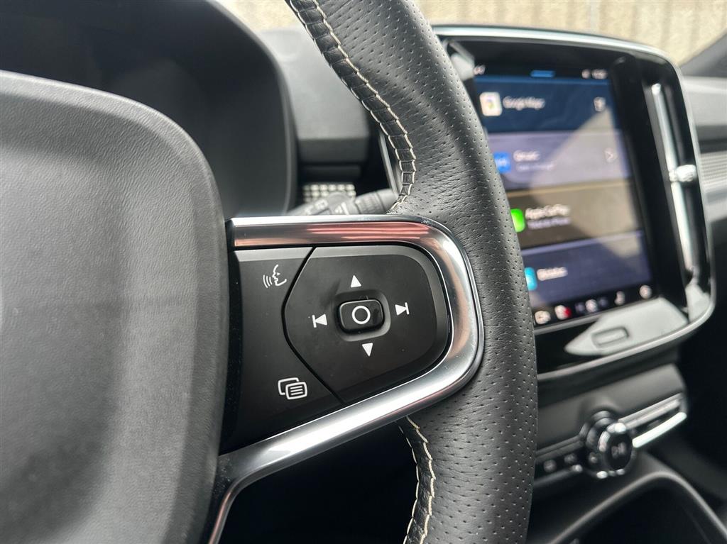 Volvo XC40 R-design billede 18