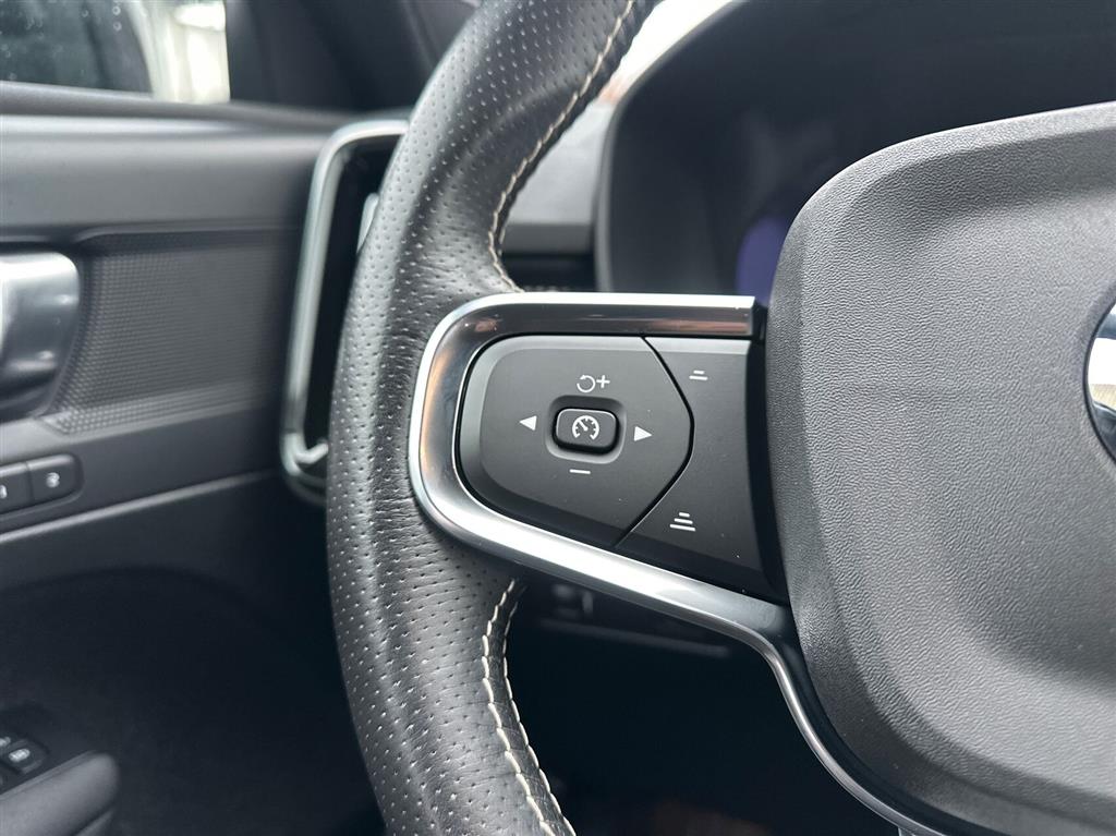 Volvo XC40 R-design billede 17