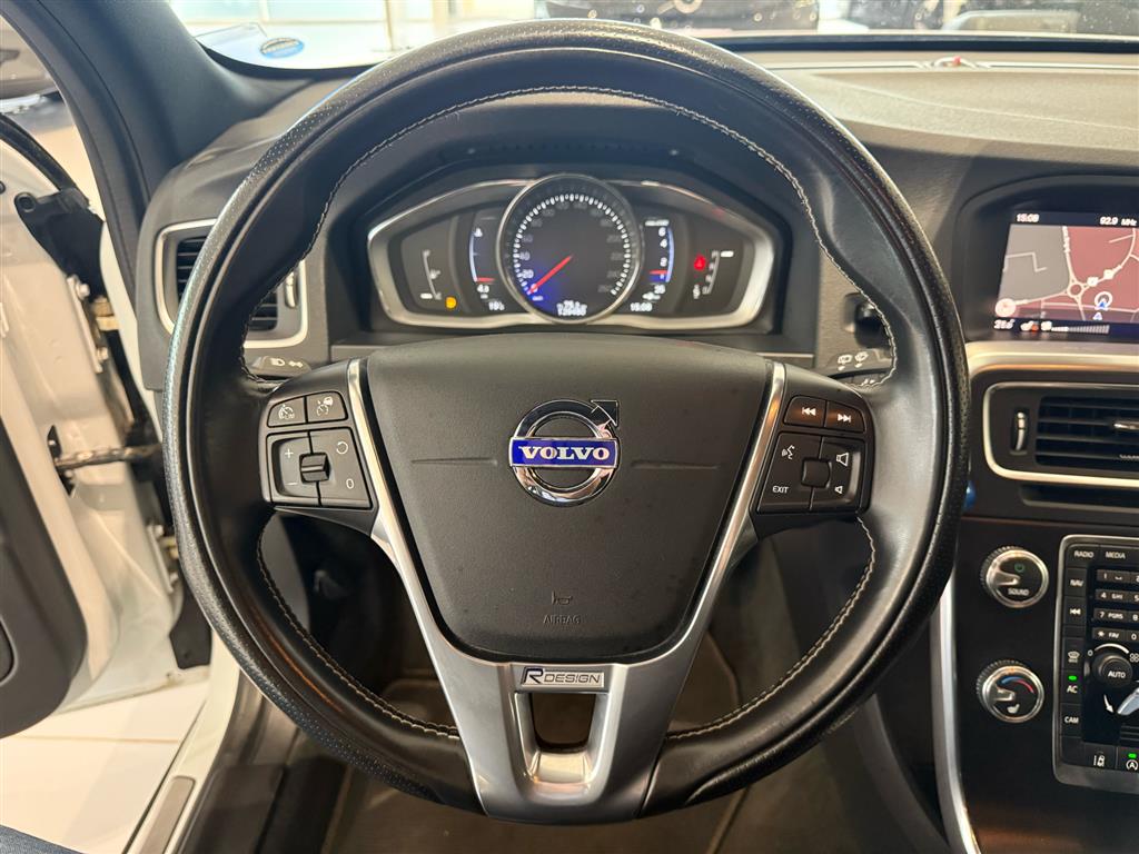 Volvo V60 R-design billede 11