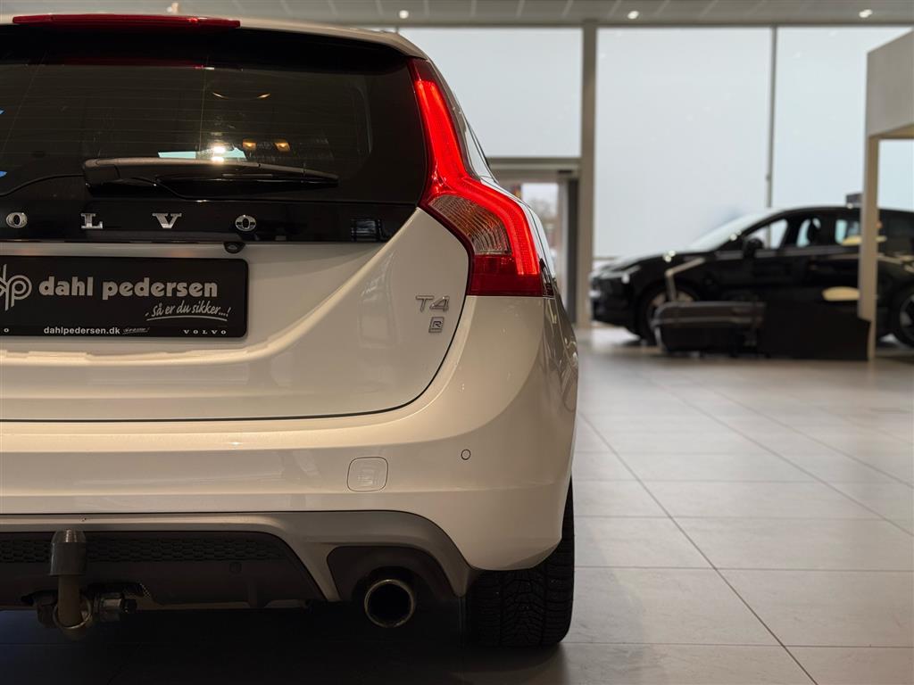 Volvo V60 R-design billede 18