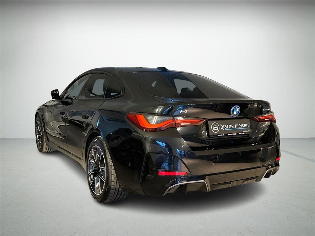 BMW i4 Charged M-Sport billede 2