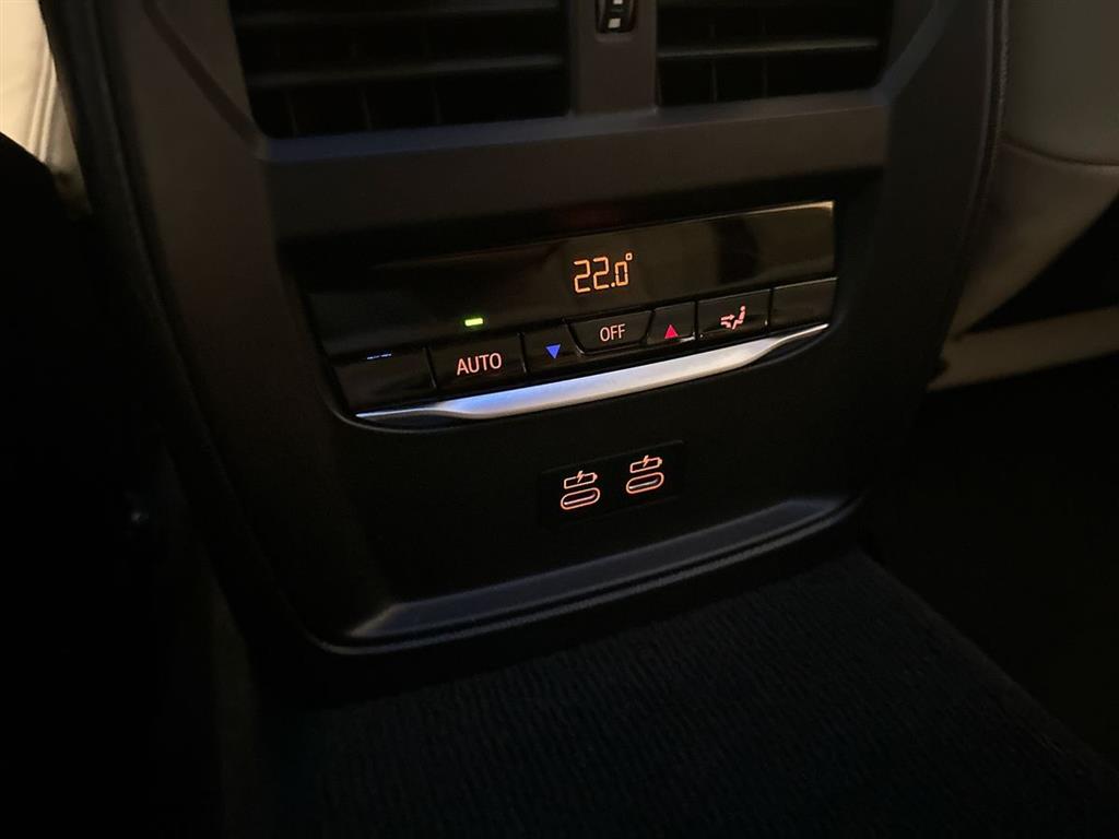 BMW i4 Charged M-Sport billede 20