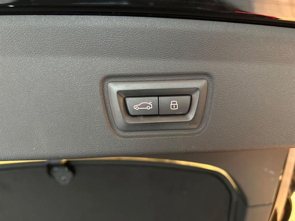 BMW i4 Charged M-Sport billede 21