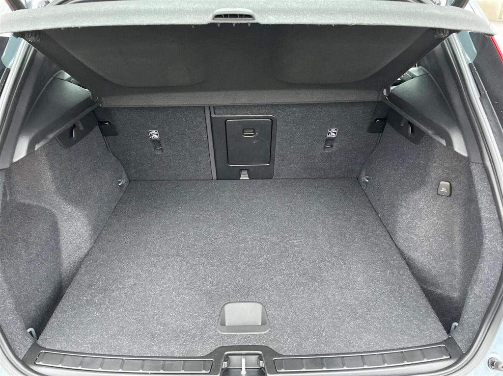 Volvo XC40 R-design billede 13