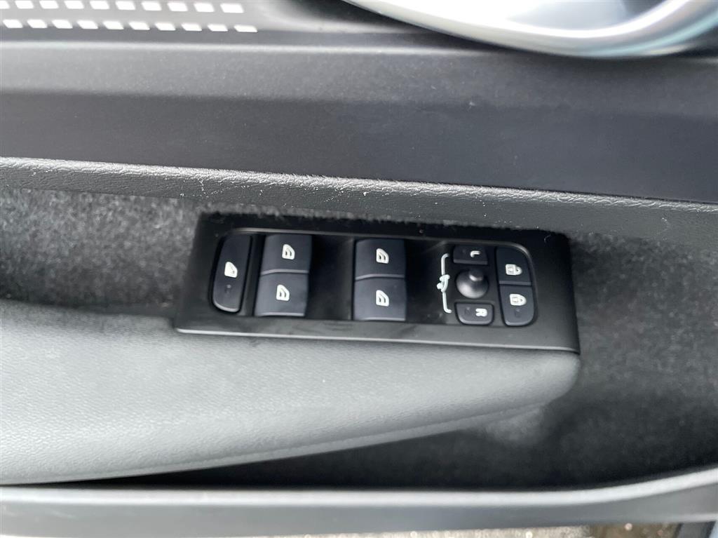 Volvo XC40 R-design billede 16