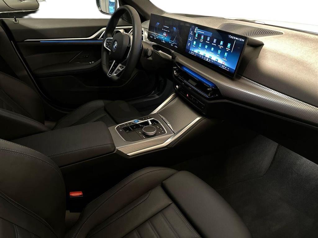 BMW i4 Charged M-Sport billede 10