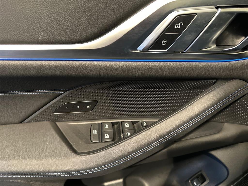 BMW i4 Charged M-Sport billede 16