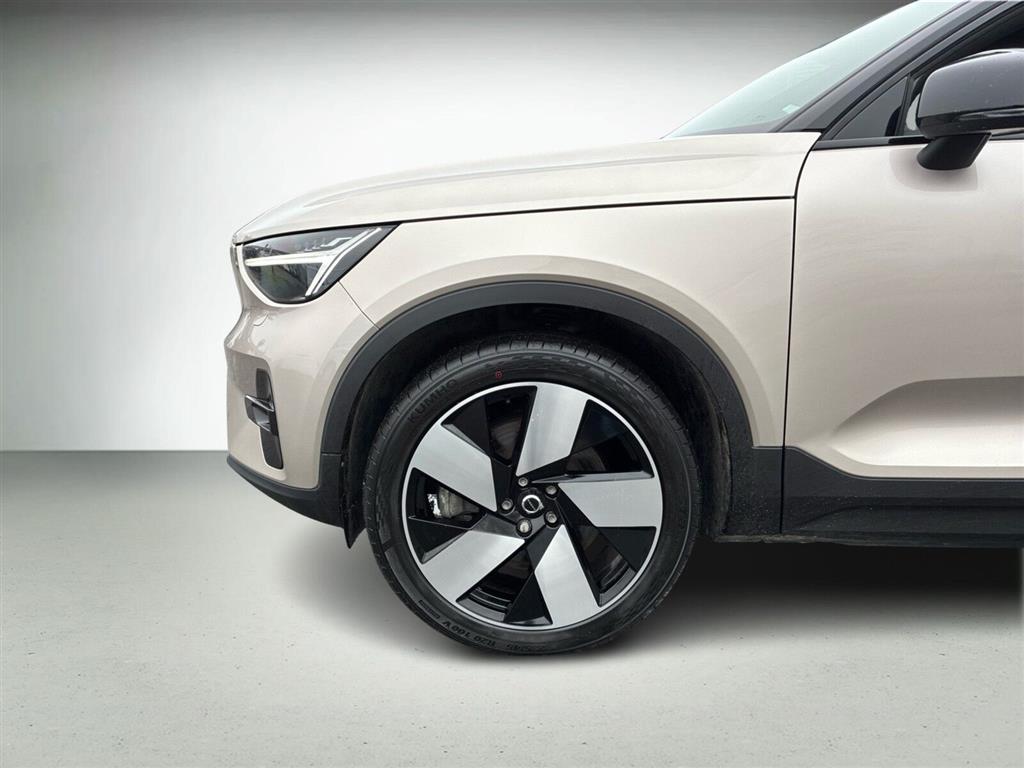 Volvo XC40 Plus billede 9