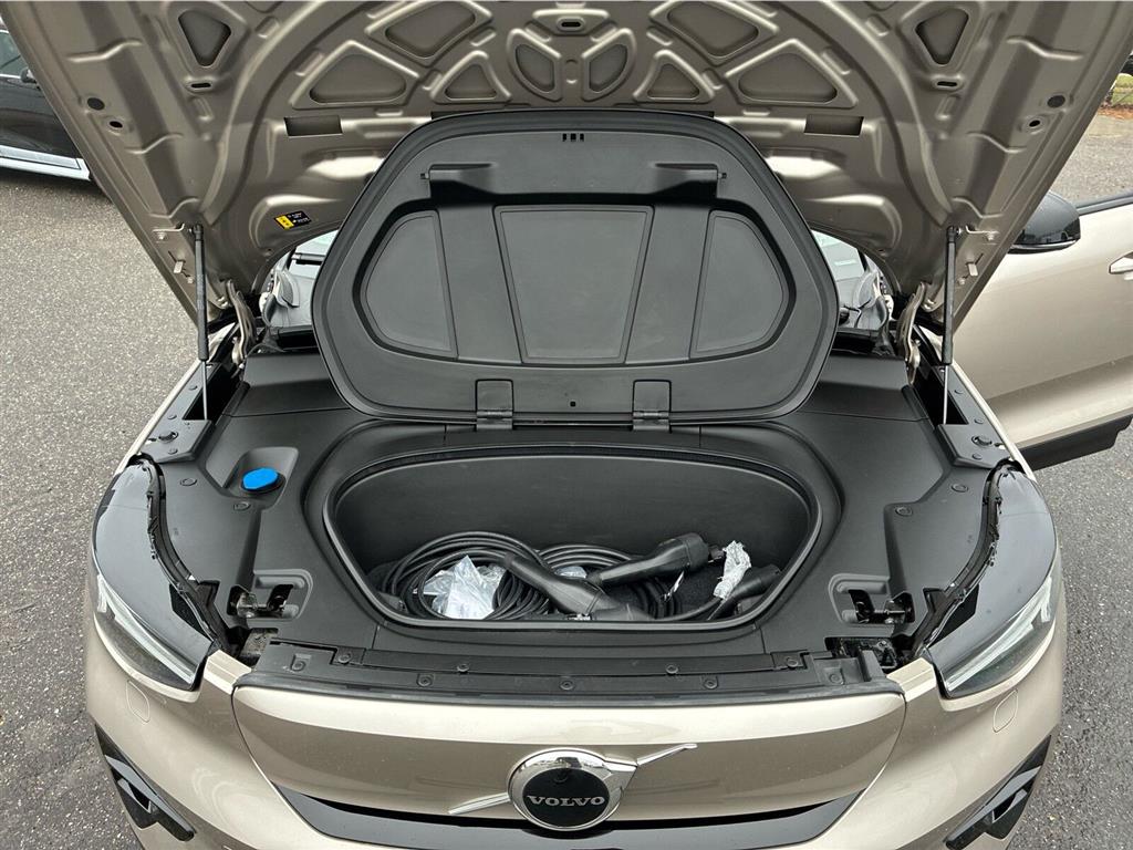 Volvo XC40 Plus billede 13